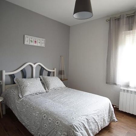 La Casa Del Rio Villa Granja Llumes Kültér fotó